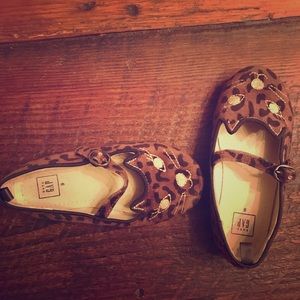 GAP kitty flats size 9